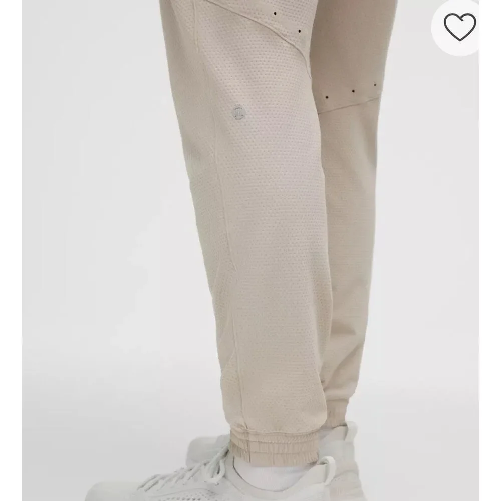 NEW Lululemon License to Train Textured Jogger Regular Sz M TALL